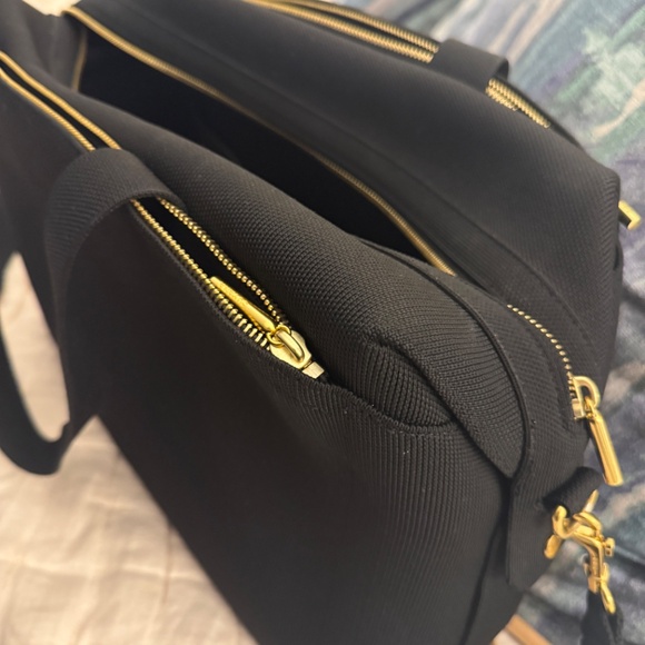 Cuyana Weekender Bag - Picture 11 of 11